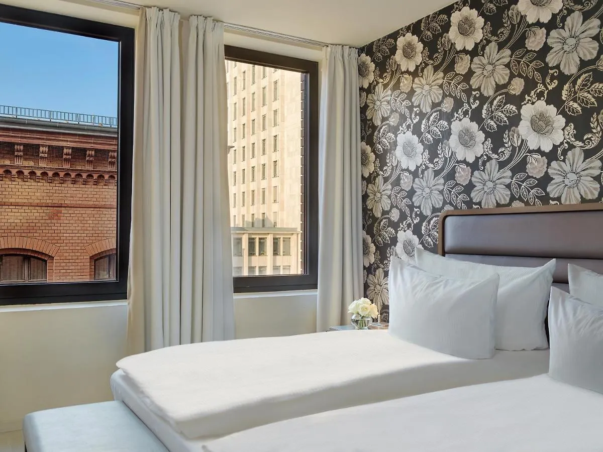H10 Berlin Ku'Damm Hotel